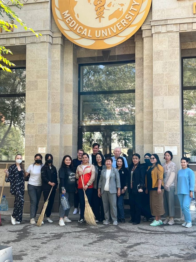 ЕМУ участвовал в общегородском субботнике!