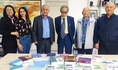 Visit of colleagues from the International Medical Academy to Eurasian International University