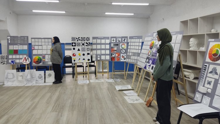 Прошла презентация работ первого курса направления "Дизайн"