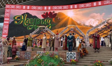 Студенты ЕМУ на ярмарке этнодизайна в Алматы