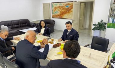 Каран Ганг посетил Евразийский международный университет