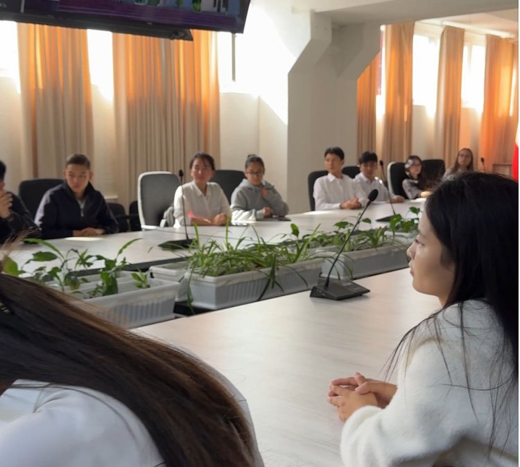 Cобрание с первокурсниками на тему “Мы против коррупции”.