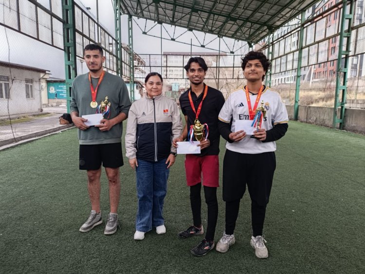 Футбол среди студенческих команд