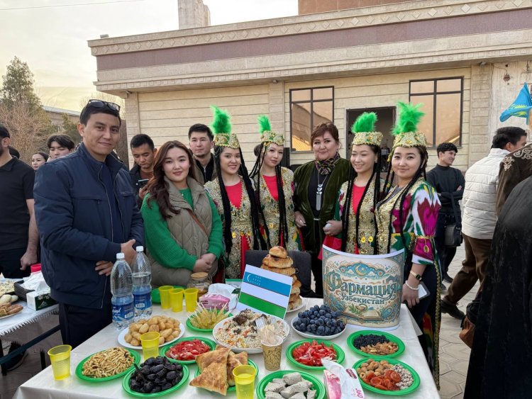 Яркое празднование Нооруз